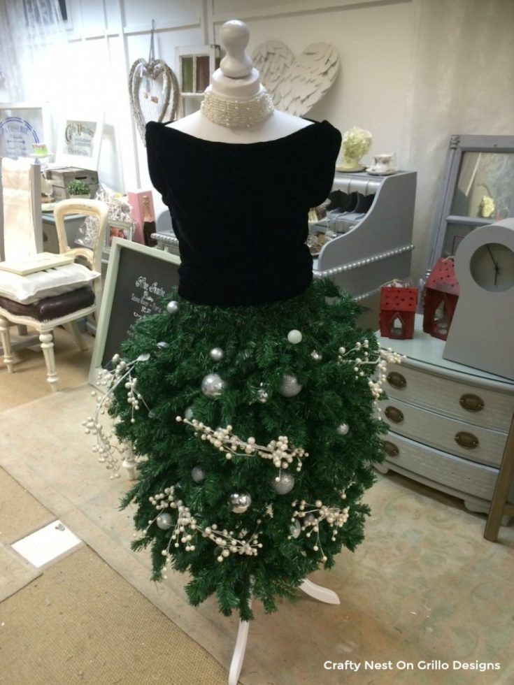off the shoulder black mannequin tree dress form by a crafty nest / www.grillo-designs.com