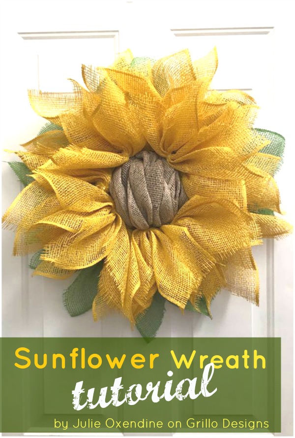 How to make a burlap sunflower wreath / Grillo Designs www.grillo-designs.com