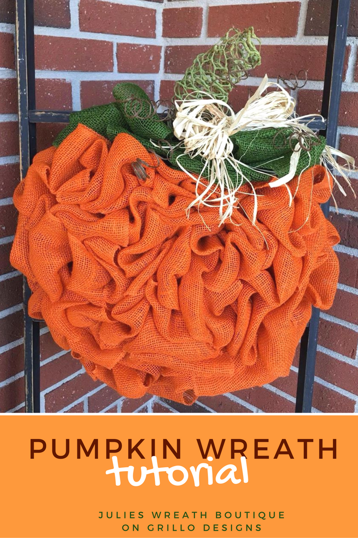 Ever wondered how to make a DIY pumpkin wreath? This tutorial by Julie Oxendine will show you step by step how to make the perfect pumpkin wreath for Fall / Grillo Designs www.grillo-designs.com