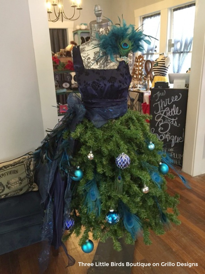 mannequin tree dress form fit for all seasons by Three Little birds Boutique mannequin tree dress form fit for all seasons by Three Little birds Boutique / www.grillo-designs.com