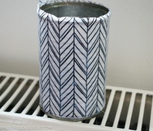 How To Make A Pencil Holder From Empty Tin Cans • Grillo Designs