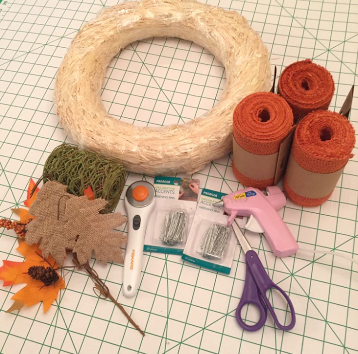 Supplies needed to make a burlap pumpkin wreath / grillo designs 