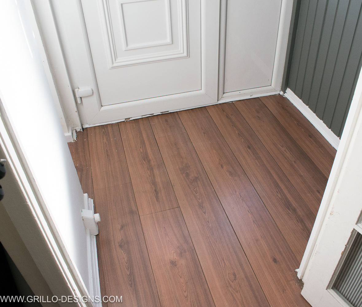 How to Wallpaper A Floor - a renter-friendly alternative! • Grillo Designs