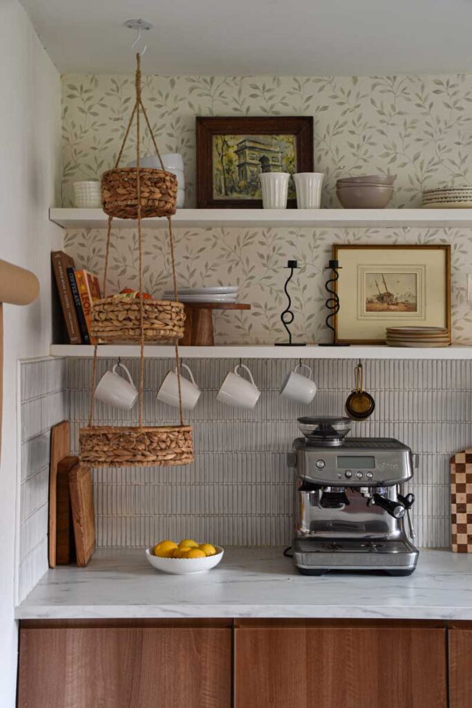 The pros and cons of open kitchen shelving • Grillo Designs